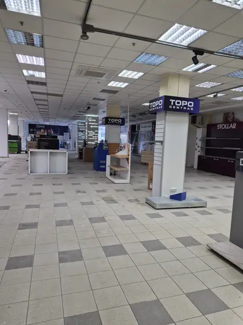 Prekybos erdvės plytelių grindys